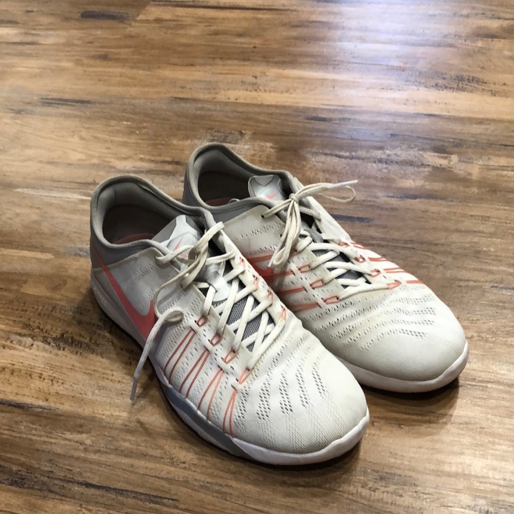 Nike Free TR 6 sneakers